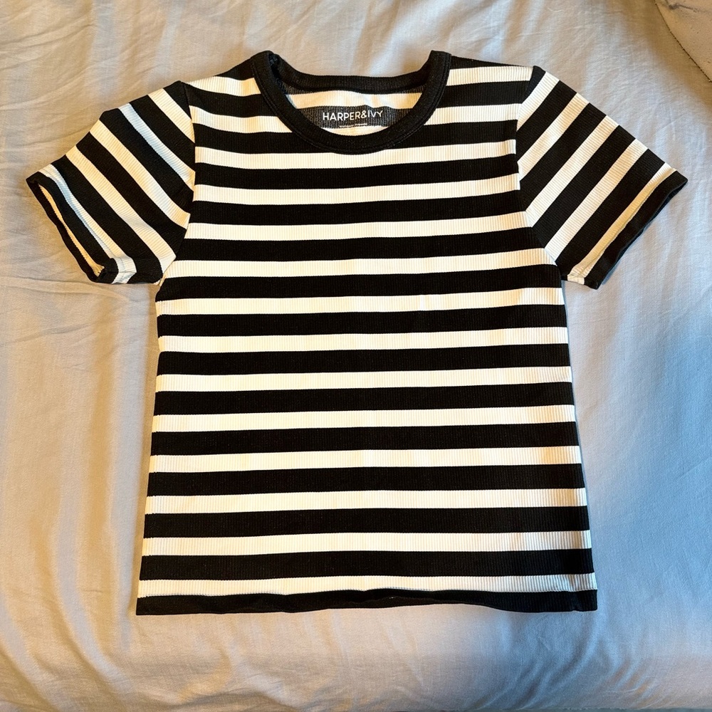 Harper & Ivy Classic Black and White Striped Tee